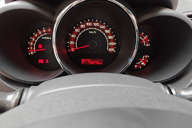 Used Kia Soul 2013 1.6L AT Premium Odometer Close Up