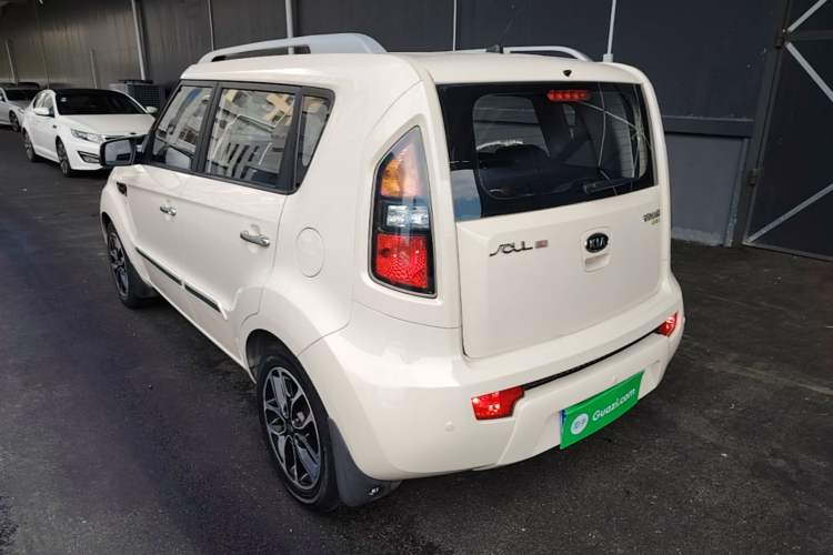 Used Kia Soul 2013 1.6L AT Premium Rear Left 45 Deg