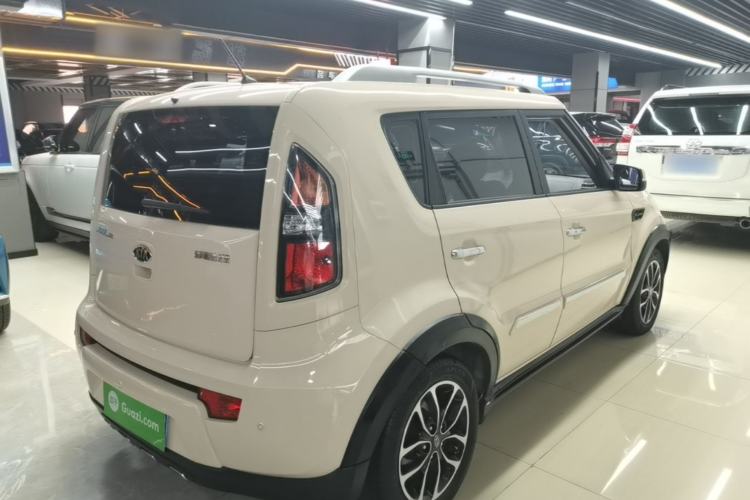 Used Kia Soul 2013 1.6L AT Premium Rear Right 45 Deg