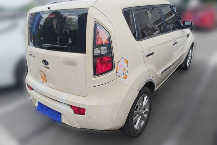 Used Kia Soul 2013 1.6L AT Premium Rear Right 45 Deg