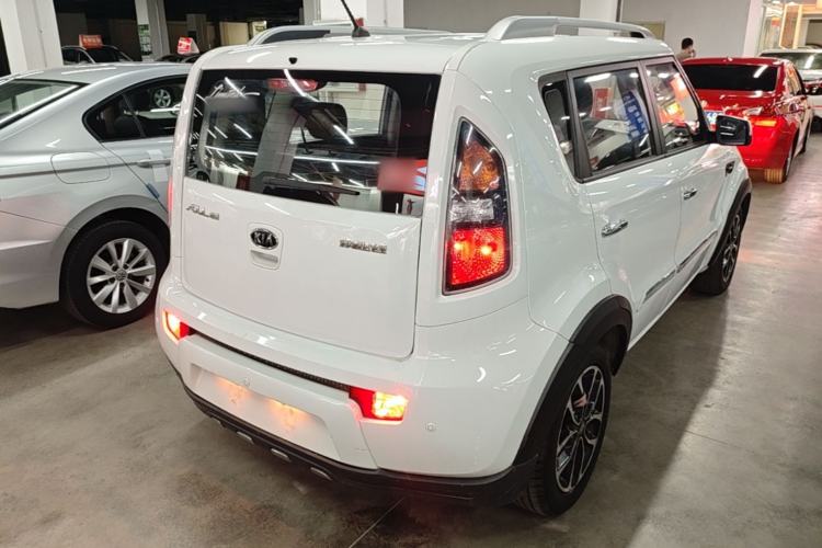 Used Kia Soul 2013 1.6L AT Premium Rear Right 45 Deg
