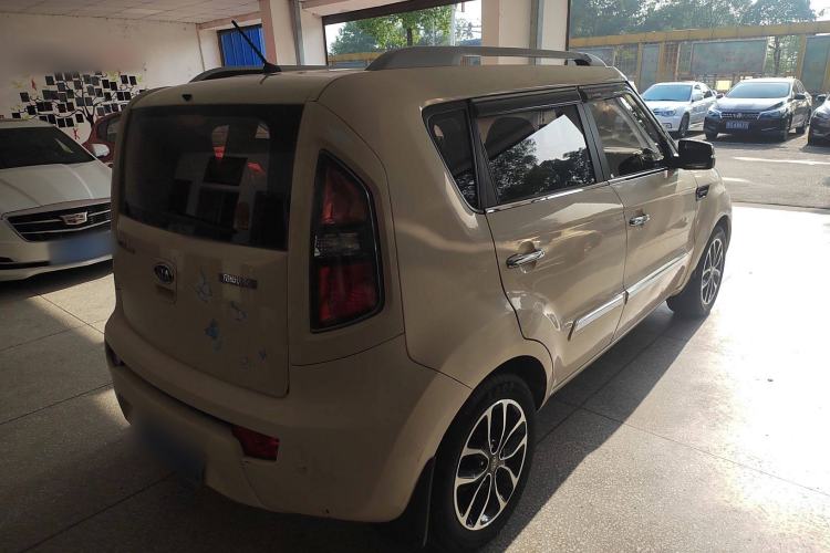 Used Kia Soul 2013 1.6L AT Premium Rear Right 45 Deg