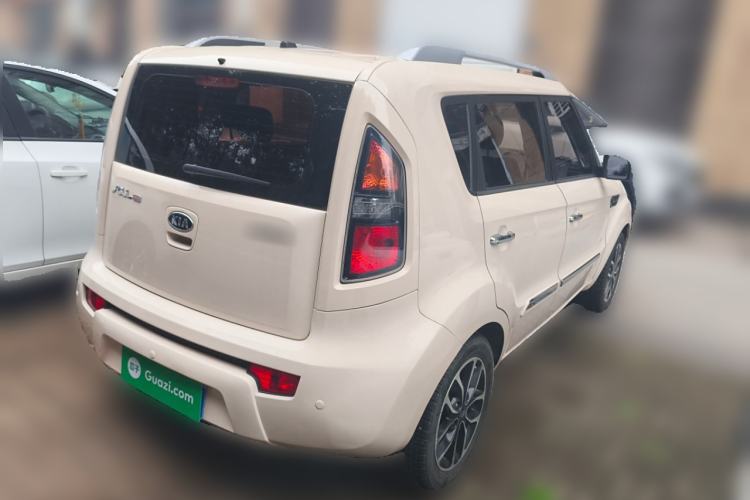 Used Kia Soul 2013 1.6L AT Premium Rear Right 45 Deg