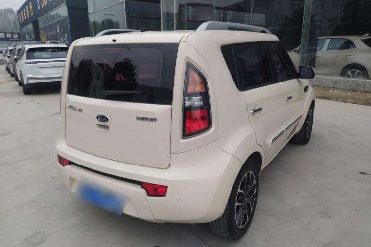 Used Kia Soul 2013 1.6L AT Premium Rear Right 45 Deg
