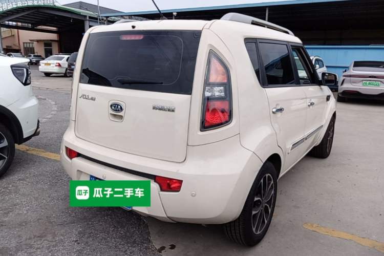 Used Kia Soul 2013 1.6L AT Premium Rear Right 45 Deg