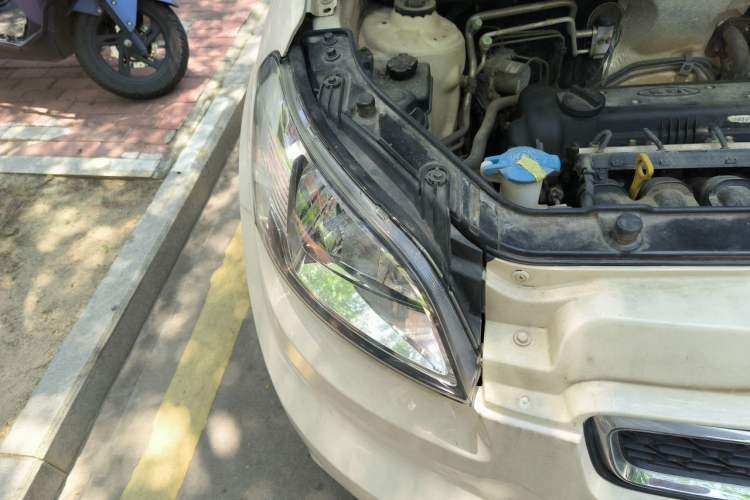 Used Kia Soul 2013 1.6L AT Premium Right Front Headlight