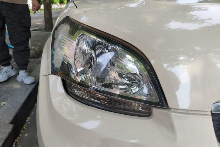 Used Kia Soul 2013 1.6L MT GL Right Front Headlight