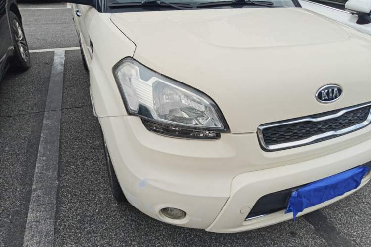 Used Kia Soul 2013 1.6L AT Premium Right Front Headlight
