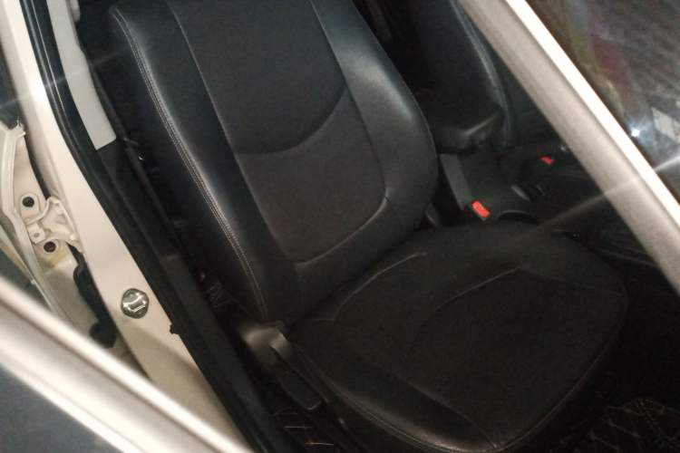 Used Kia Soul 2013 1.6L AT Premium Right Front Seat