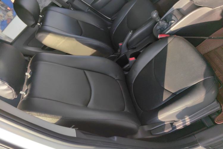 Used Kia Soul 2013 1.6L MT GL Right Front Seat