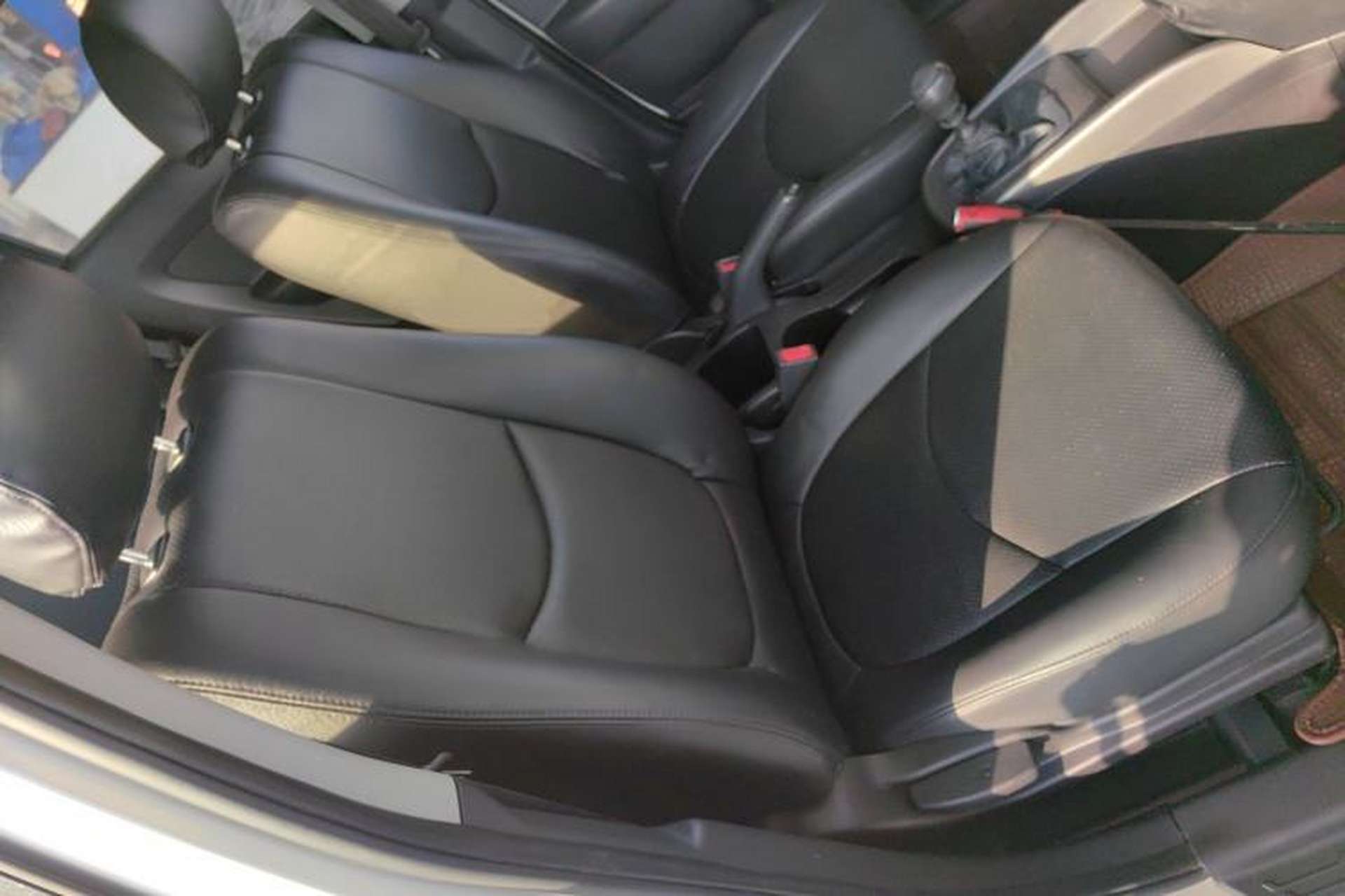 Used Kia Soul 2013 1.6L MT GL Right Front Seat