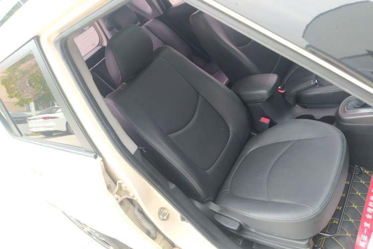 Used Kia Soul 2013 1.6L AT Premium Right Front Seat