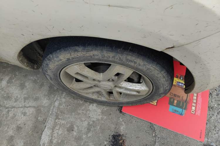Used Kia Soul 2013 1.6L MT GL Right Front Wheel Hub