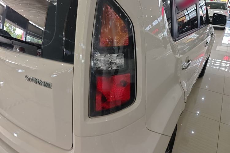Used Kia Soul 2013 1.6L AT GL Right Rear Taillight