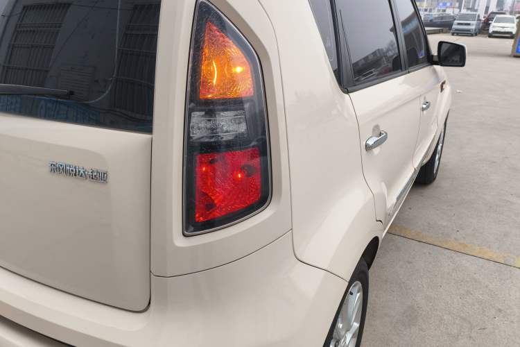 Used Kia Soul 2013 1.6L AT GL Right Rear Taillight