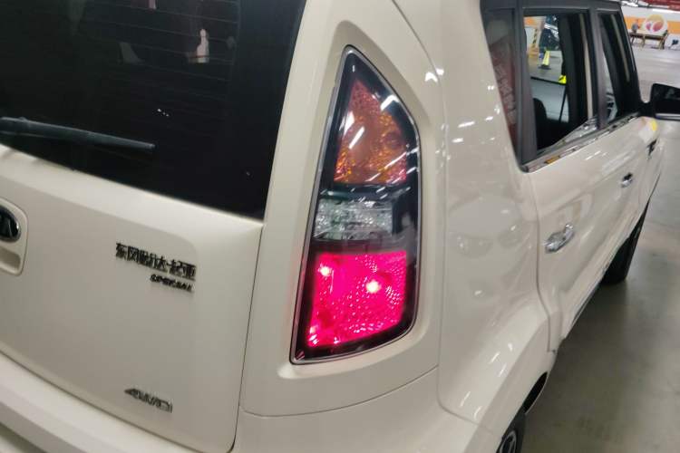 Used Kia Soul 2013 1.6L AT Premium Right Rear Taillight