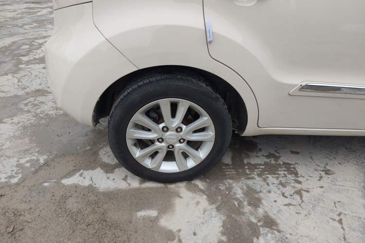 Used Kia Soul 2013 1.6L AT GL Right Rear Wheel Hub