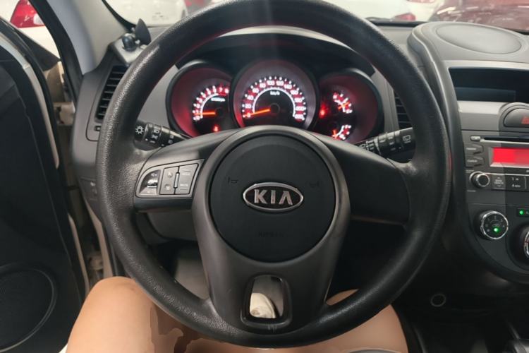 Used Kia Soul 2013 1.6L AT GL Steering Wheel