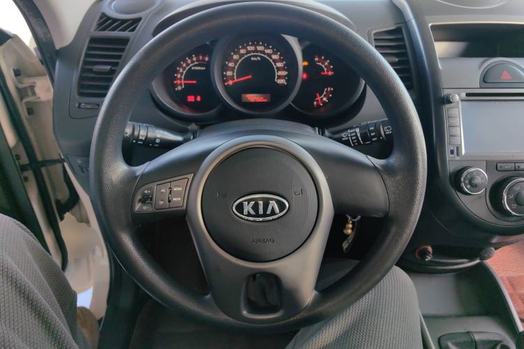Used Kia Soul 2013 1.6L MT GL Steering Wheel