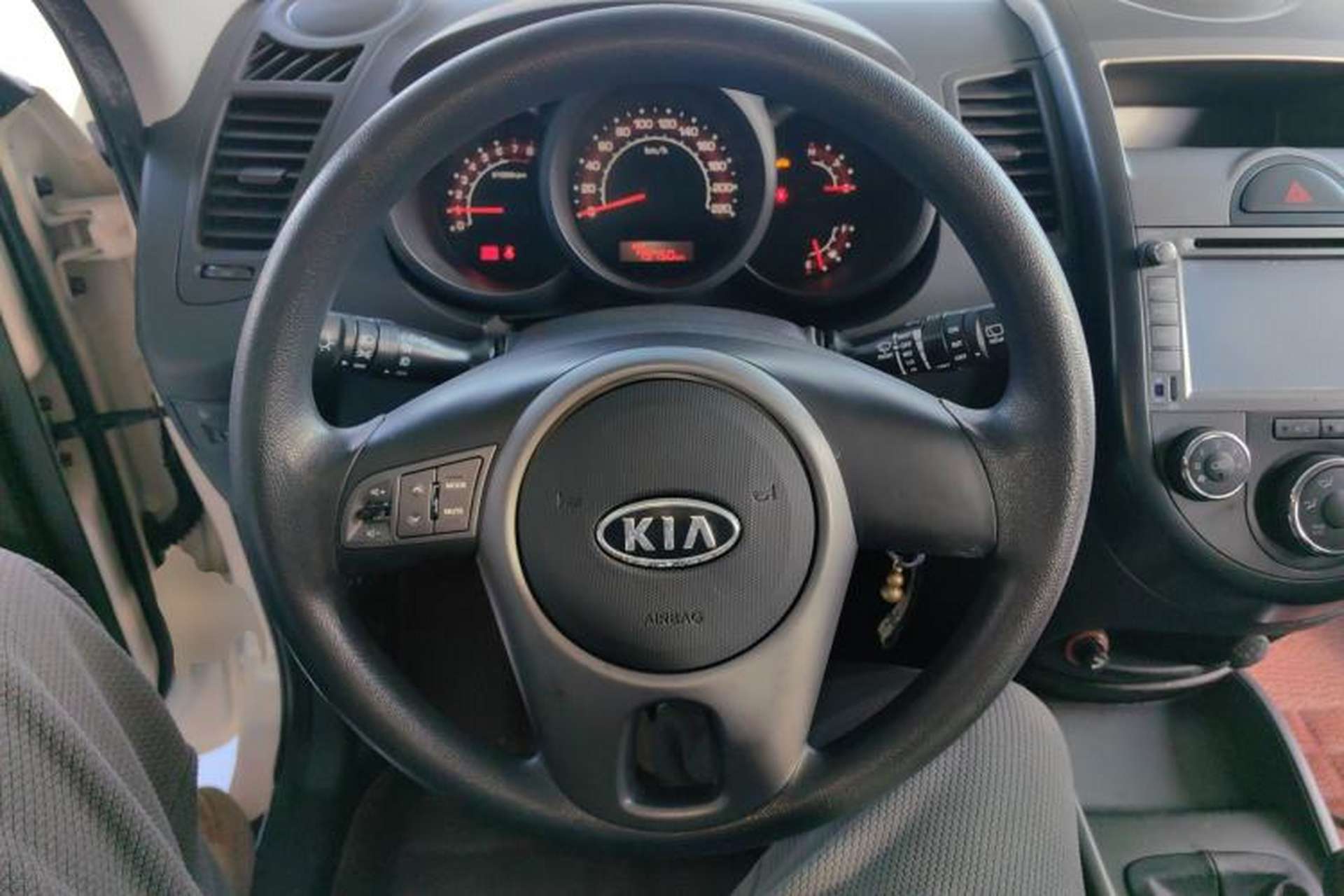 Used Kia Soul 2013 1.6L MT GL Steering Wheel