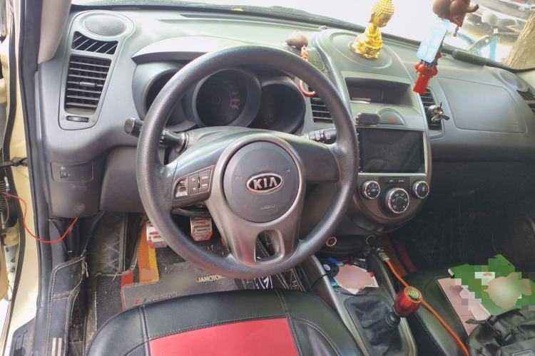 Used Kia Soul 2013 1.6L MT GL Steering Wheel