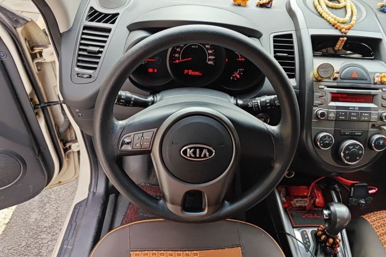 Used Kia Soul 2013 1.6L AT GL Steering Wheel