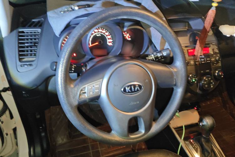 Used Kia Soul 2013 1.6L AT GL Steering Wheel