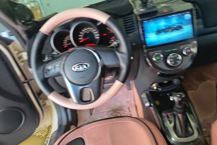 Used Kia Soul 2013 1.6L AT GL Steering Wheel