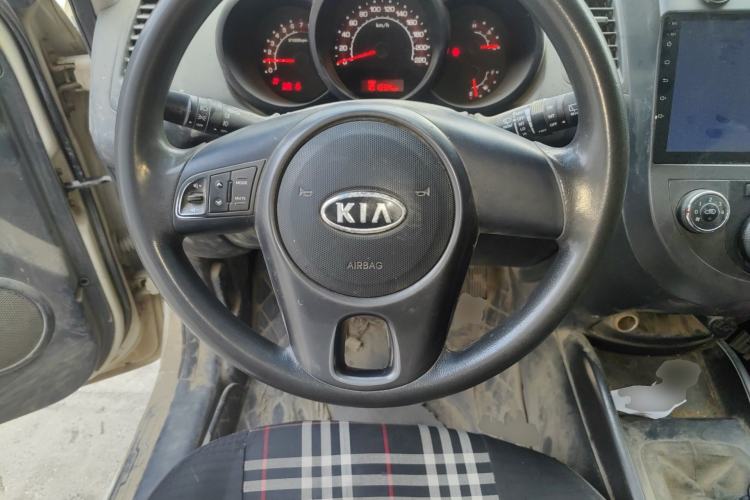 Used Kia Soul 2013 1.6L MT GL Steering Wheel