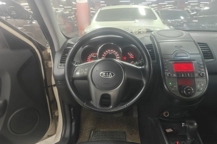 Used Kia Soul 2013 1.6L AT Premium Steering Wheel