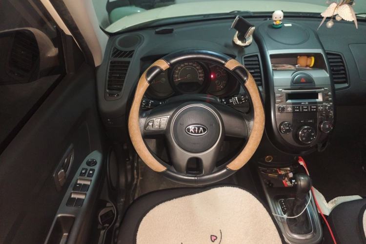 Used Kia Soul 2013 1.6L AT GL Steering Wheel