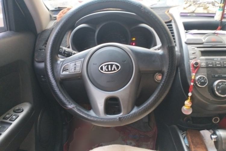Used Kia Soul 2013 1.6L AT GL Steering Wheel