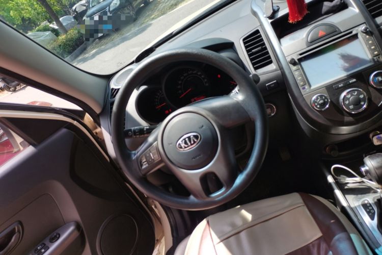Used Kia Soul 2013 1.6L AT GL Steering Wheel