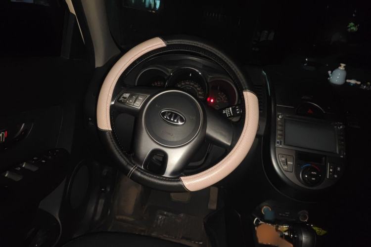Used Kia Soul 2013 1.6L AT Premium Steering Wheel
