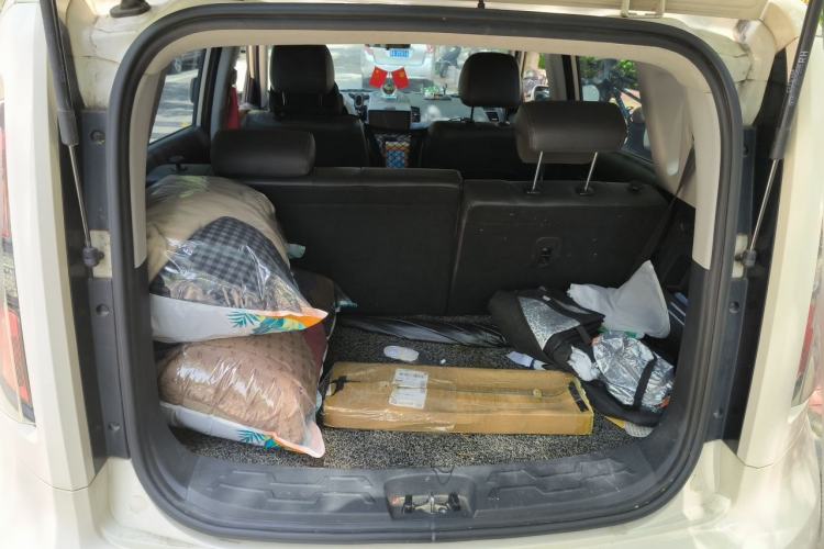Used Kia Soul 2013 1.6L AT Premium Trunk