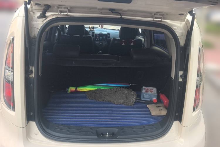 Used Kia Soul 2013 1.6L AT Premium Trunk