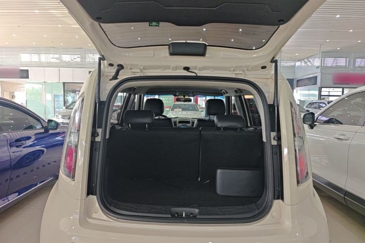 Used Kia Soul 2013 1.6L AT GL Trunk