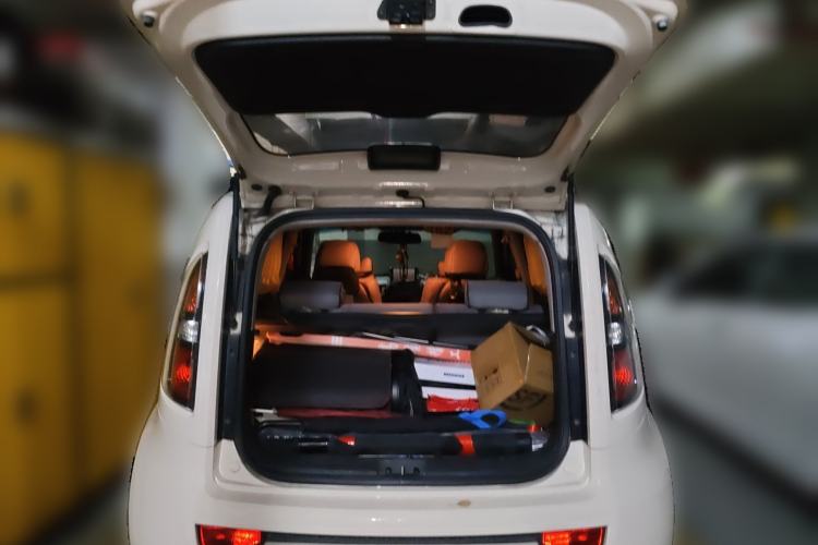 Used Kia Soul 2013 1.6L AT Premium Trunk