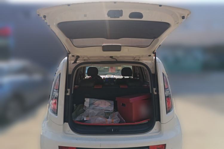 Used Kia Soul 2013 1.6L AT Premium Trunk