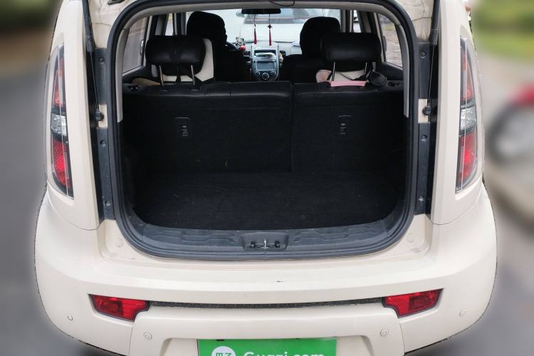 Used Kia Soul 2013 1.6L AT GL Trunk