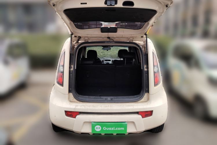 Used Kia Soul 2013 1.6L AT GL Trunk