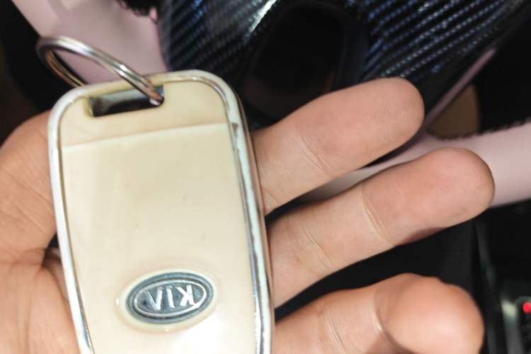 Used Kia Soul 2013 1.6L AT GL Vehicle Key