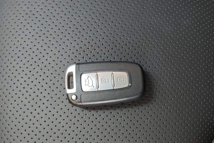 Used Kia Soul 2013 1.6L AT GL Vehicle Key