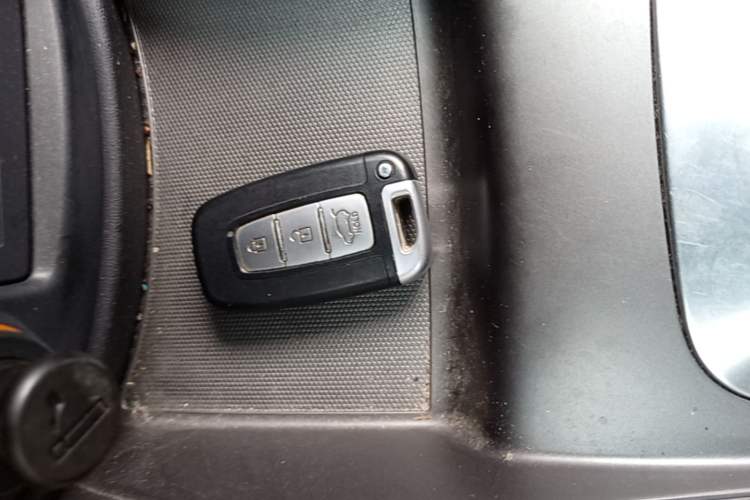 Used Kia Soul 2013 1.6L AT Premium Vehicle Key