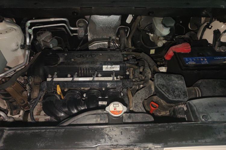 Used Kia Soul 2013 1.6L AT Premium Engine Bay