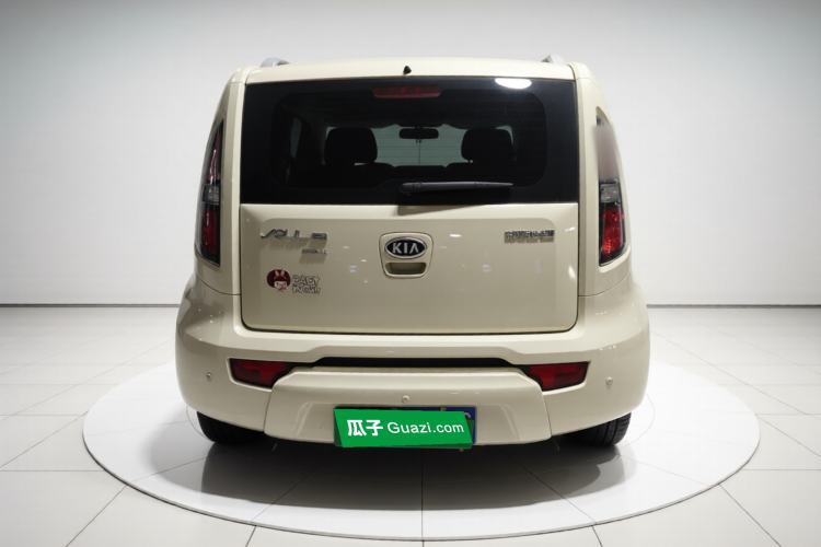 Used Kia Soul 2013 1.6L AT Premium Exterior 4