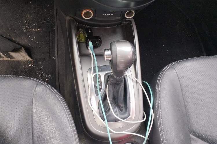 Used Kia Soul 2013 1.6L AT Premium Gear Lever