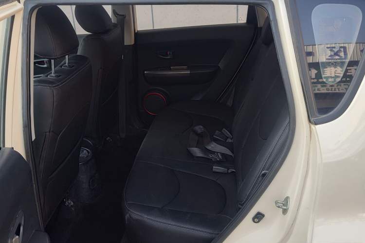 Used Kia Soul 2013 1.6L MT GL Interior 2