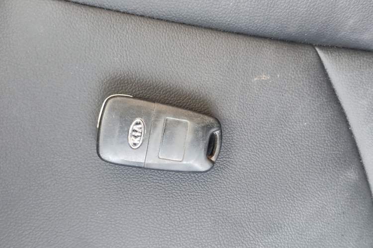 Used Kia Soul 2013 1.6L MT GL Interior 8