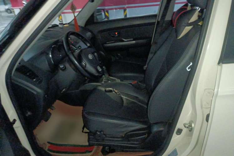 Used Kia Soul 2013 1.6L AT Premium Left Front Seat
